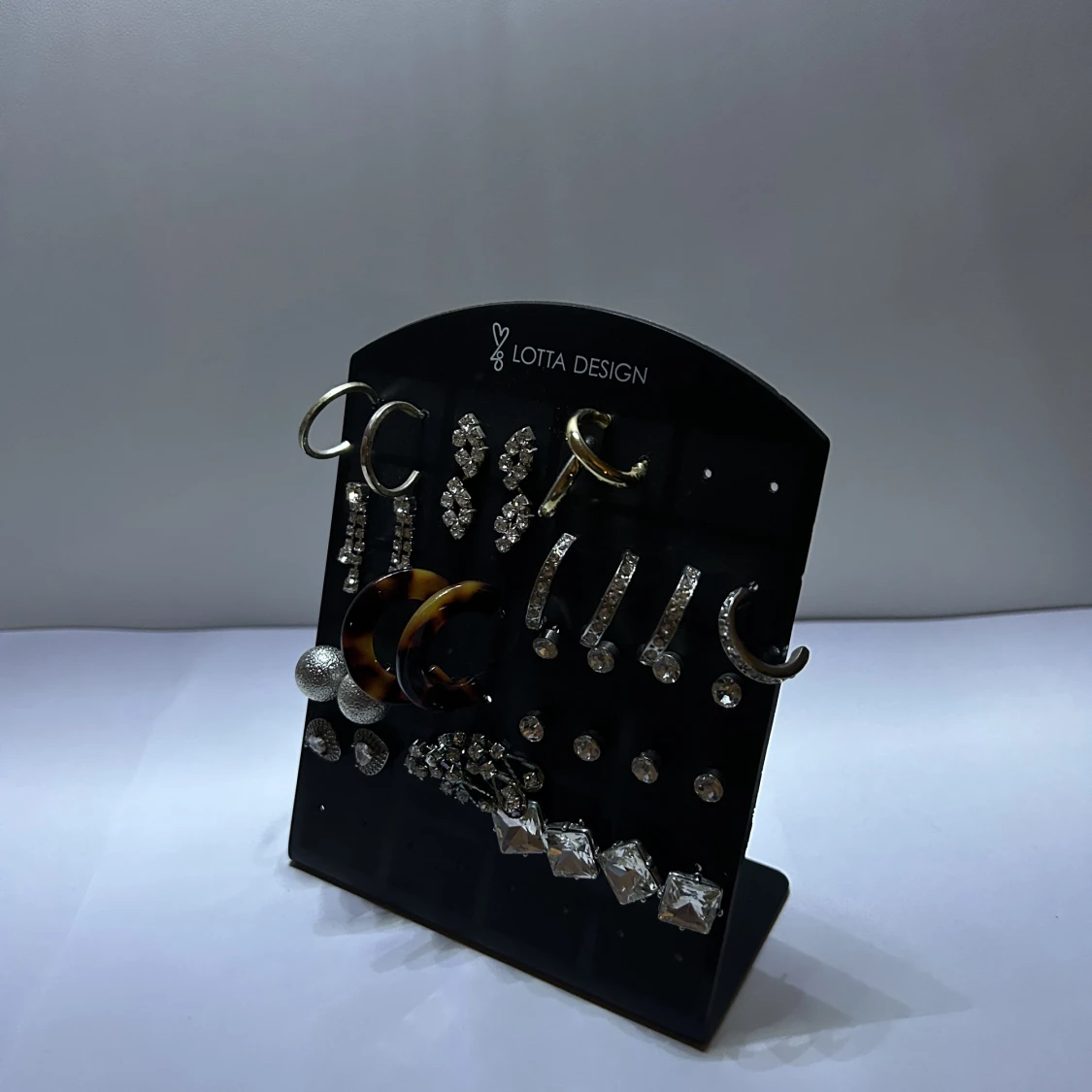 Örhängen till salu