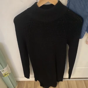 Stickad klänning - Super skön och fina stickad långklänning💕