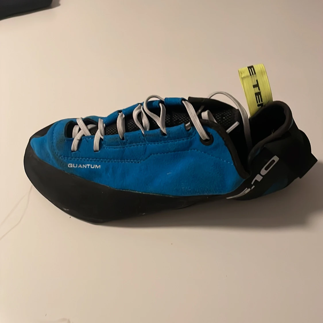 Begagnade klättringsskor - 90