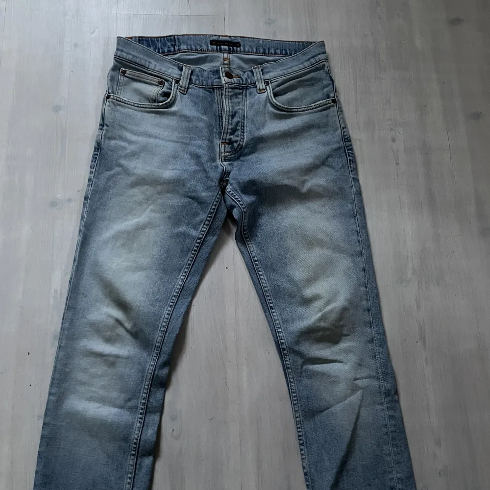 Nudie Jeans som är slim i passformen. Storlek 30. Jeans & Byxor.