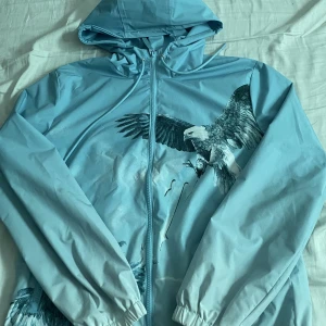 Trapstar jacka  - Trapstar jacka storlek S Tags o allt följer med