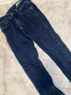 Diesel jeans - Nästintill oanvända dieseljeans.