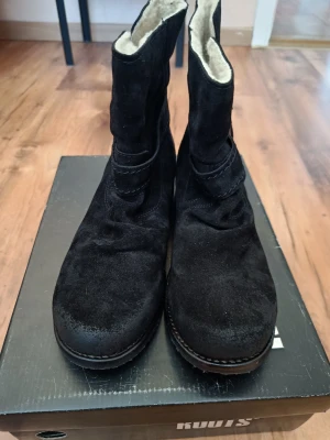 Stövlar  - Stövlar 