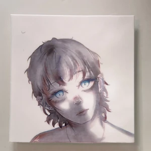 Klistermärke- Ice Blue - Klistermärke 5 x 5 cm. Ritad av mig, hemmagjort. Alt via Swish, 10 kr frakt tillkommer - 15 kr totalt.