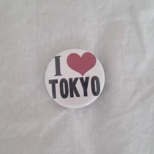 Pin - Pin med texten I <3 Tokyo