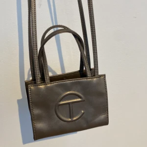 Telfar mini - Chrome Telfar mini 