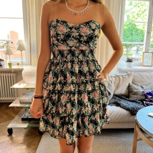 Klänning!  - Supersnygg klänning!!!