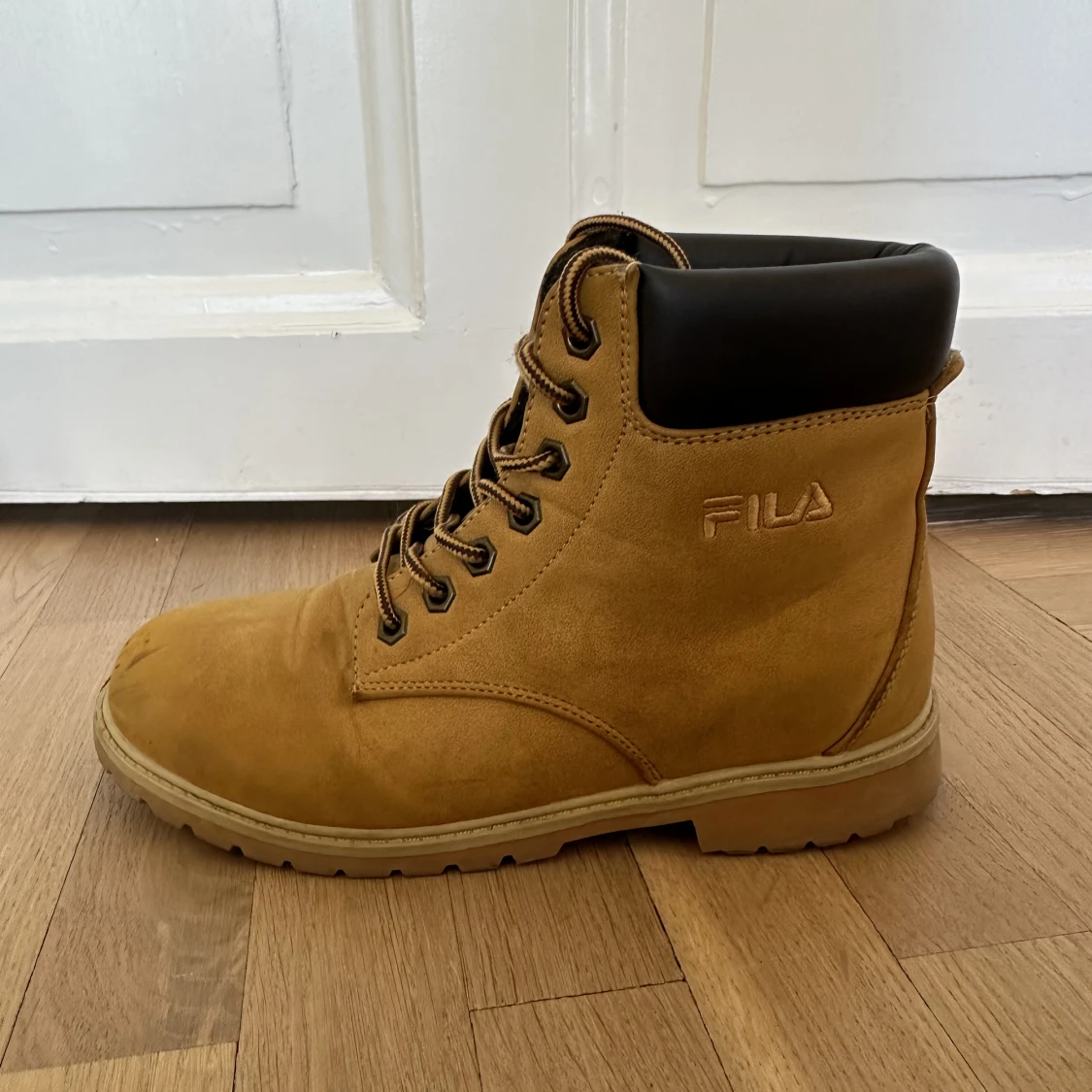 Fila kjängor, beige - 90