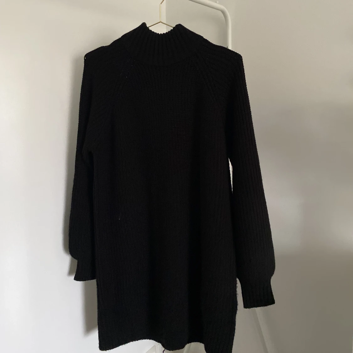 Svart stickad klänning  - 91