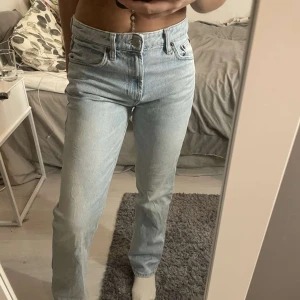 Zara jeans - Säljer dessa zara jeans använda fåtal gånger 