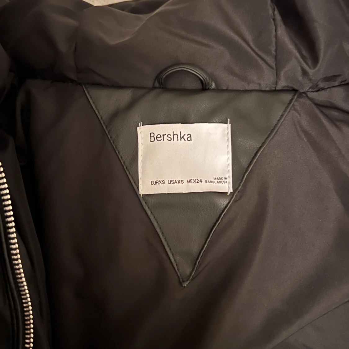 Pufferjacka från bershka  - 91