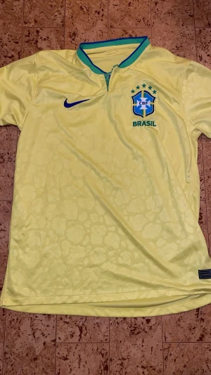 Brazil kit - Helt ny. Passar dock inte mig 