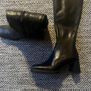 Vagabond boots - Helt nya och oanvända, skolåda medföljer. Nypris 2000 kr.