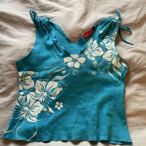 y2k top - söt. mycket bra skick💅🏼💘