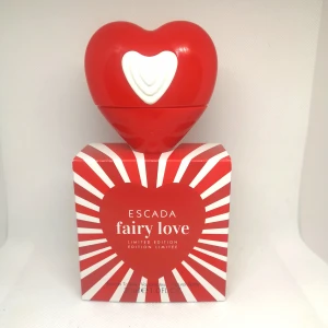 Escada - Fairy love - Volym 30ml Använd 2 grr. Skickas med Orginalboxen 