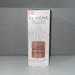 Lumene liquid brozer i färgen deep glow, endast testad. Säljer pga att jag har för många bronzers 💕