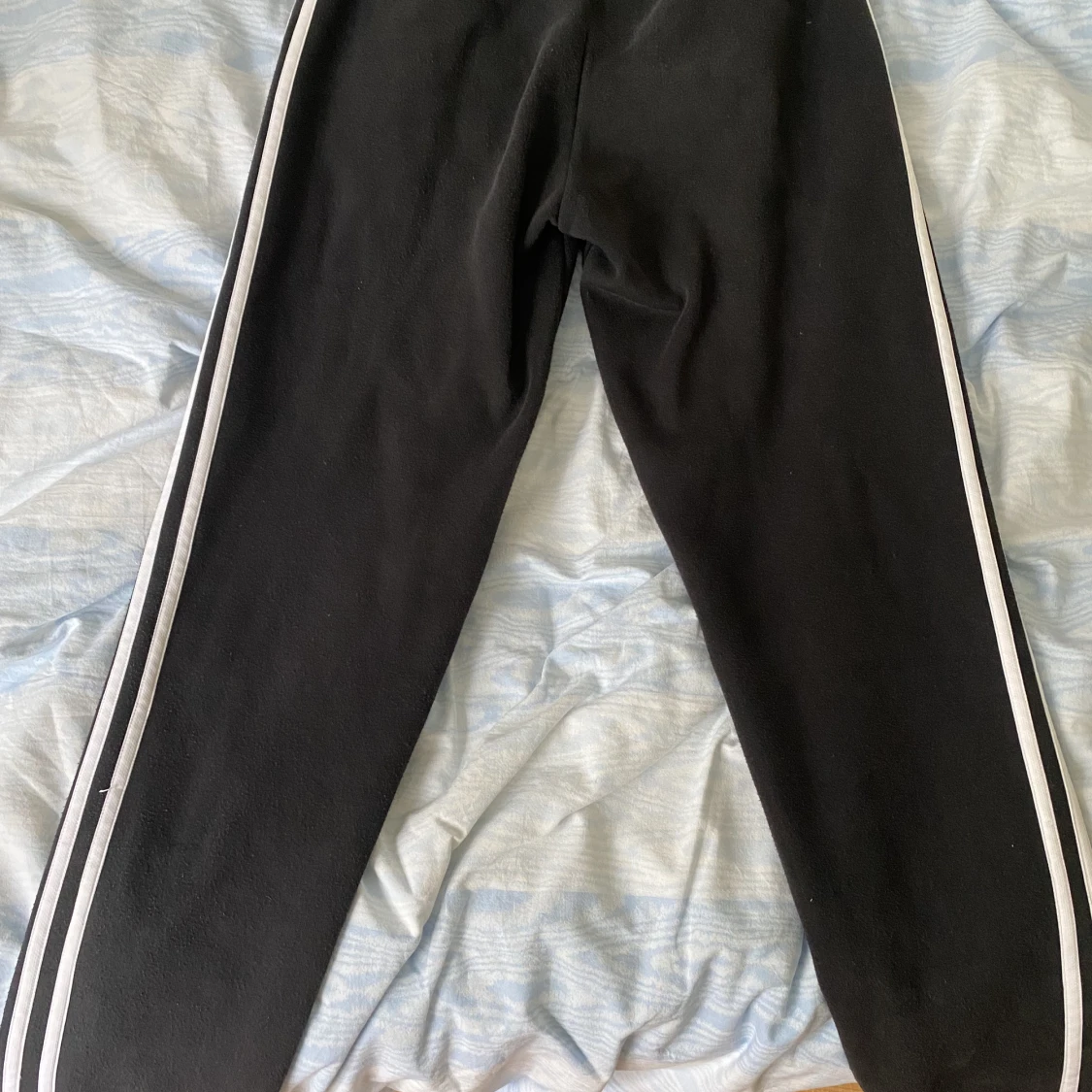 Adidas mjukisbyxor - 28