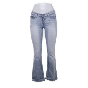 Only jeans  - Säljer jeans köpta från sellpy! Varan är i bra skick och säljer pga för små💕  