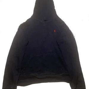 Ralph lauren hoodie - Mörkblå Ralph lauren hoodie. Sitter som storlek M. Dm om du har frågor!