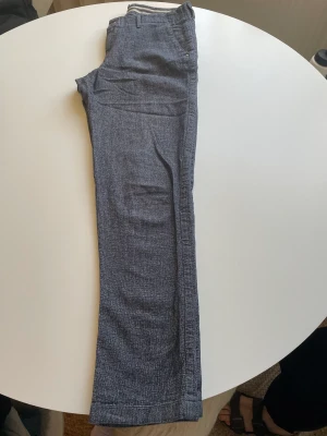 Kostymbyxor/chinos - Använda två gånger, därav så fint skick! Storlek i EUR 40