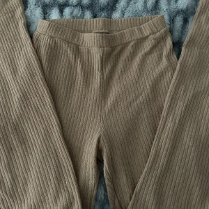 Mjukisar - Utsvängda mjukisar från shein super sköna men kommer it till användning!