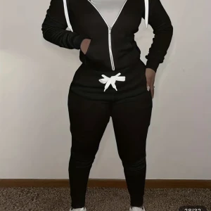 Mjukis sett - Lägg prisförslag!! Rensar så behöver bli av med saker. Detta är endast testat. Kommer från Temu och köpt för 400kr. 