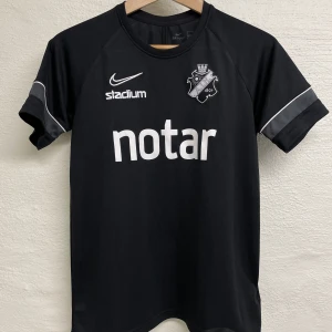 AIK Nike - Aik Nike tröja  Storlek: XL ungdom 158 - 170 cm