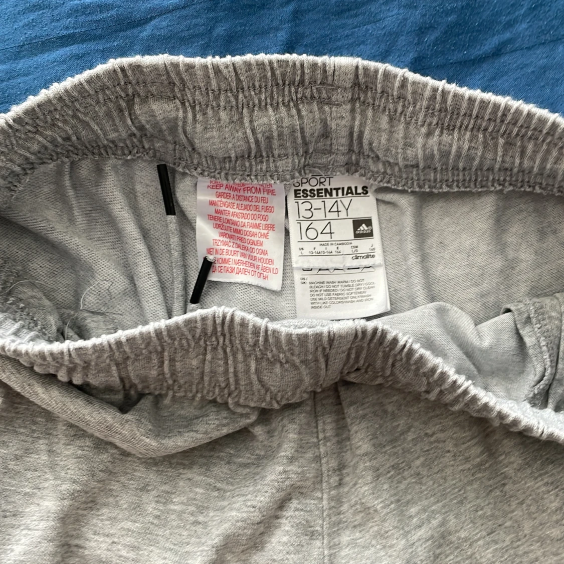 Adidas shorts grå 164 - 90