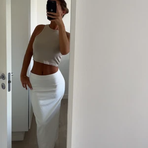 Begie topp - Lätt topp ha när som! Bra skick! Köparen står för frakten 