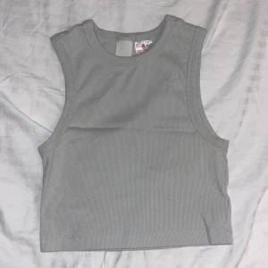 Linne - Linne i mycket gott skick, använt fåtal gånger 