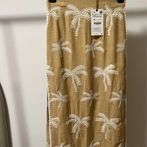 Zara kjol  - Zara ny kjol storlek xs 