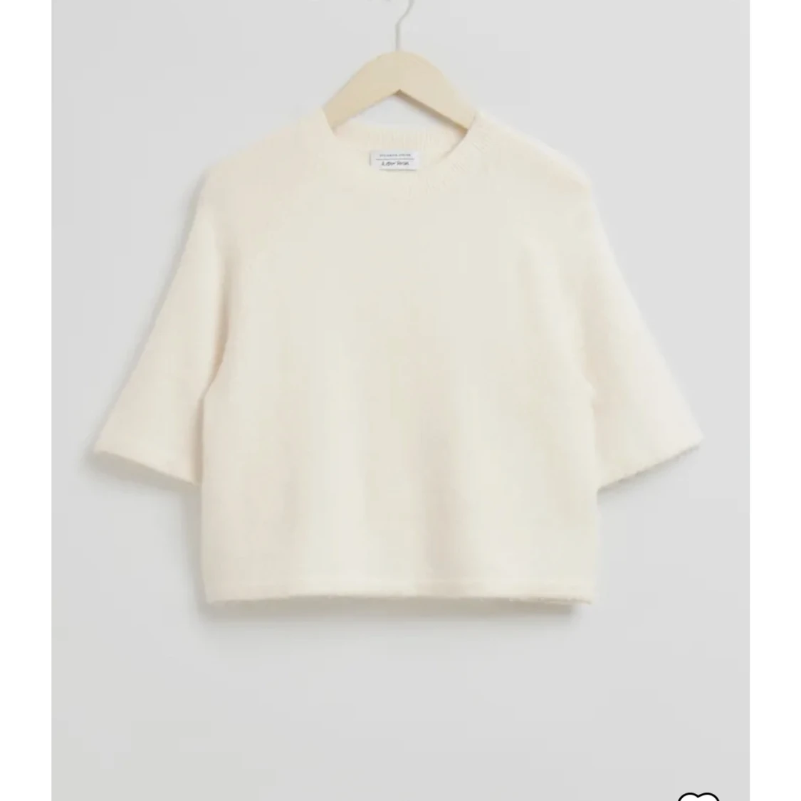 Slutsåld stickad tshirt