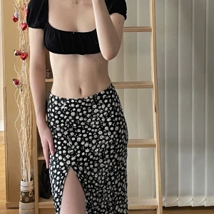 Blommog kjol - Blommig kjol från H&M