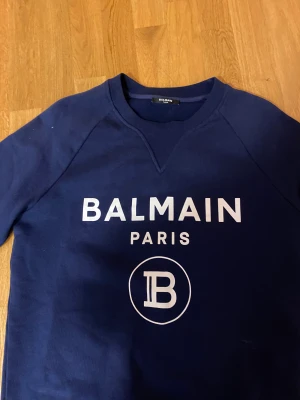 Balmain tröja - Balmain tröja i storlek S 