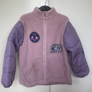 Jacka  - Unik jacka med handgjorda patches 