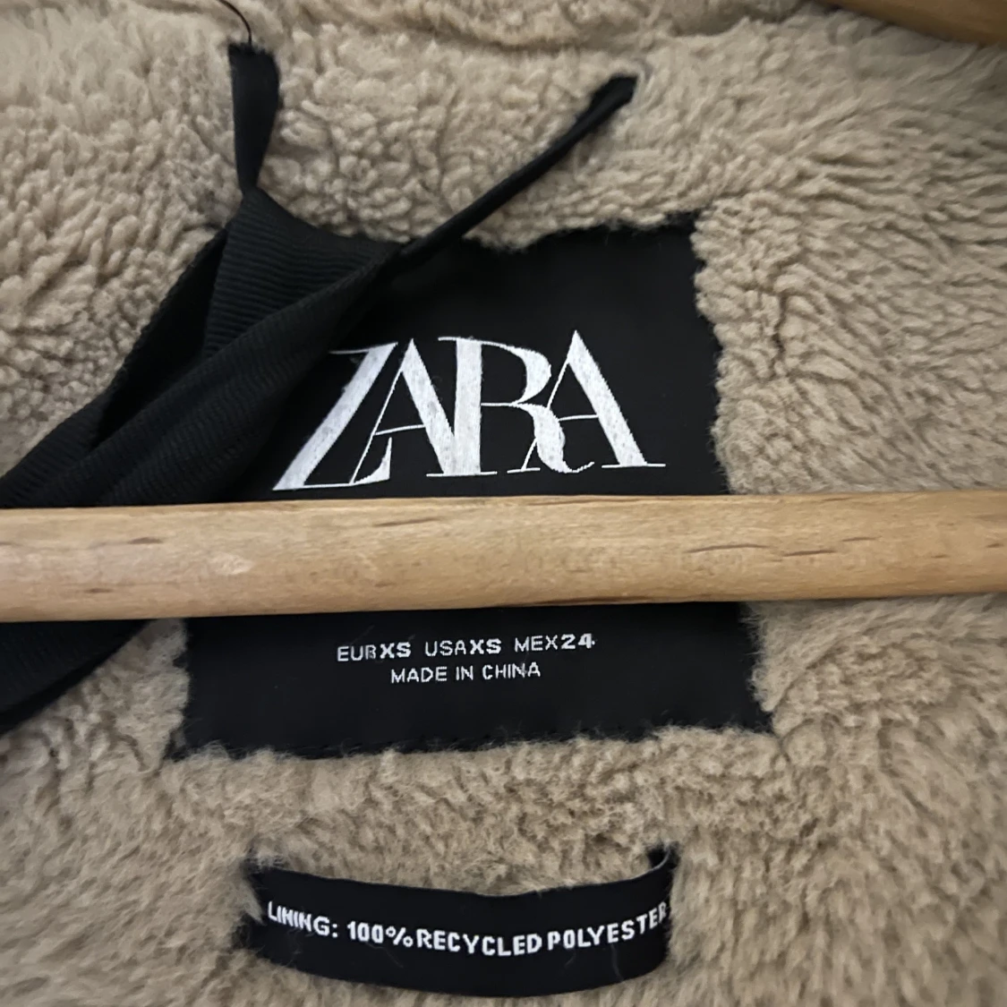 svart zara jagka  - 90