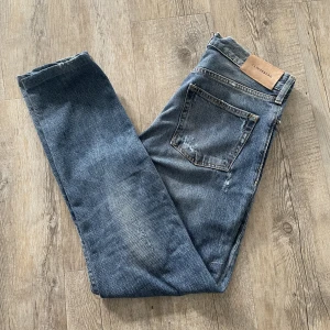 J.lindeberg Jeans - Säljer ett par riktigt fräsha J.lindeberg jeans, som inte har några defekter.