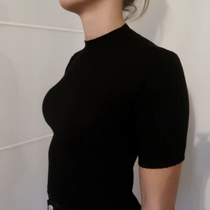 Svart topp - Aldrig använd