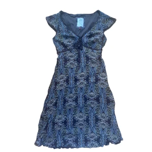 y2k esprit klänning - snygg maxi klänning från esprit, strl 38 på lapp men passar 36 också. Köparen står för frakt! Använd gärna ”köp nu” 💓