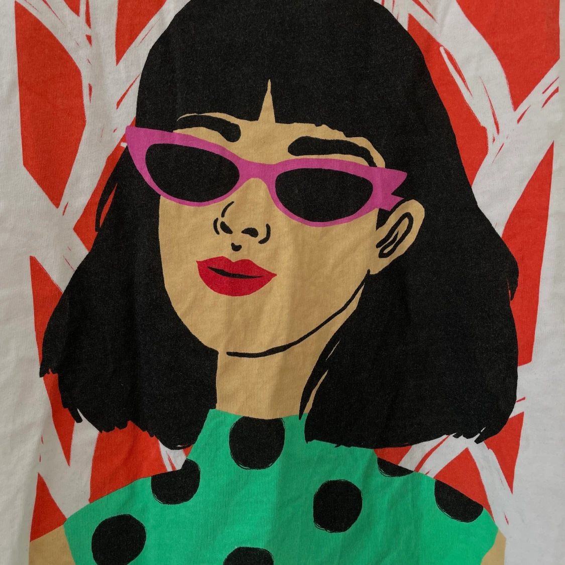 Vit T-shirt med tryck  - 90