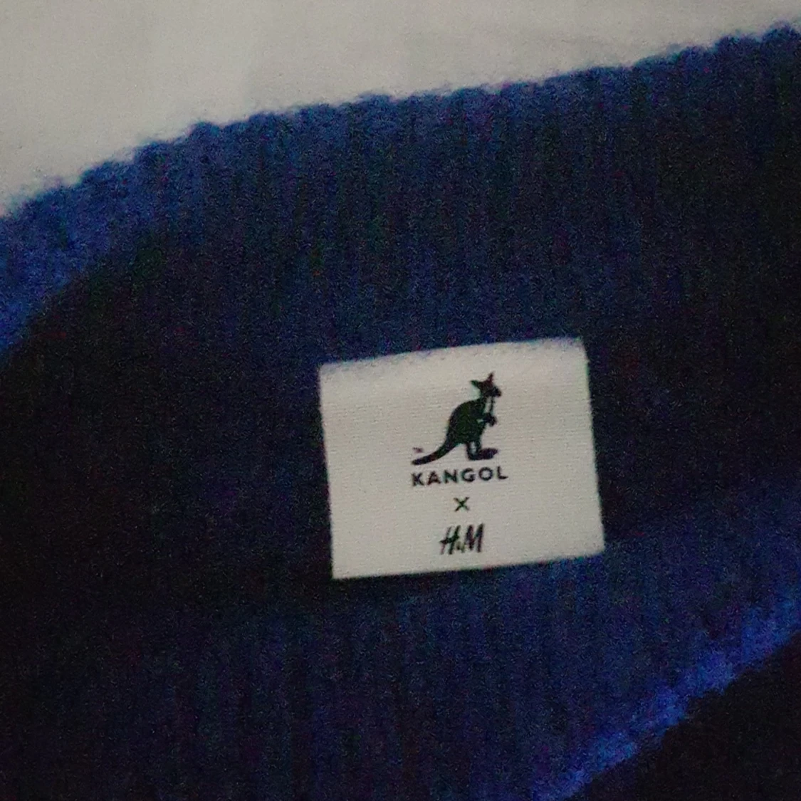 Stickad tröja/klänning  - 90