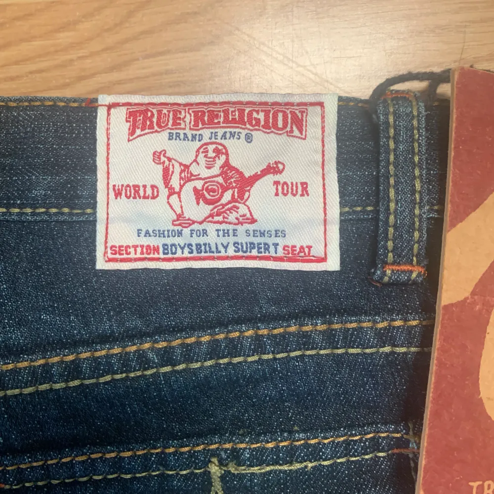 True religion jeans topp skick passade inte mig så säljer vidare🤗. Jeans & Byxor.