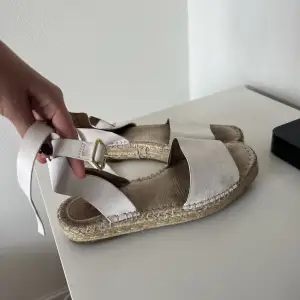Fina sandaler 