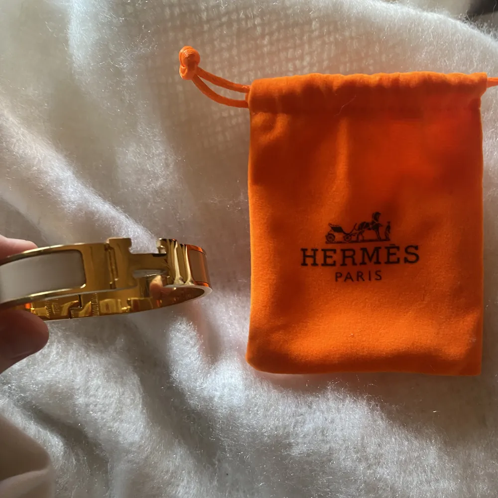 Hermès armband. Knappast använd . Accessoarer.