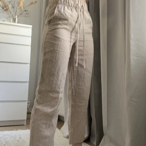 Byxor - Sparsamt använda, säljs pga för korta för mig, 165 cm