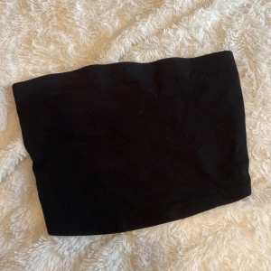 Svart tubtopp  - Bandeau topp