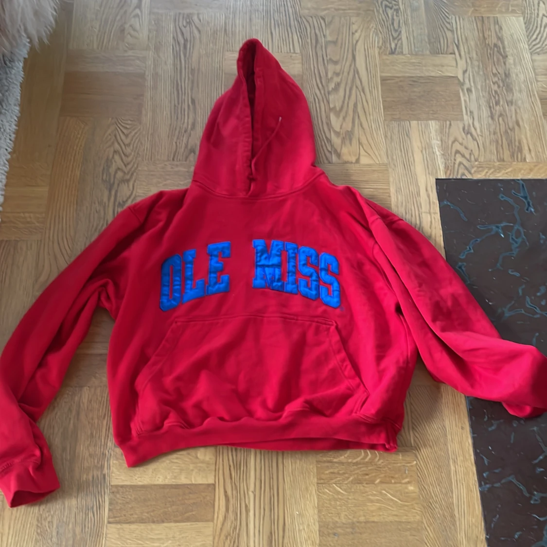 Vintage röd hoodie cropped