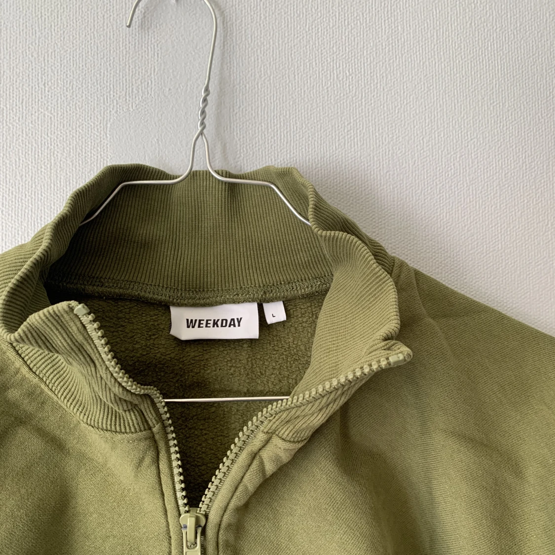 Cropad tröja weekday - 91