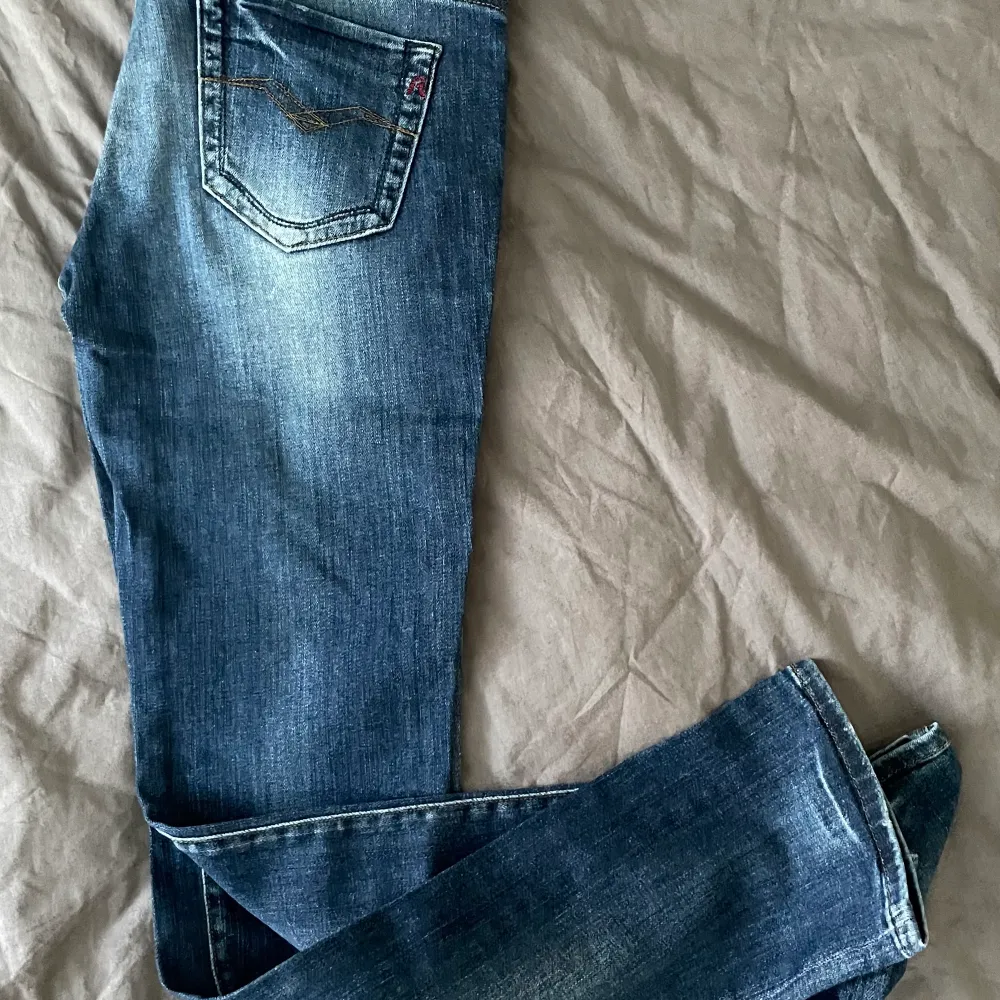 Jättefina Replay Pearl jeans. 27/34. Jeans & Byxor.
