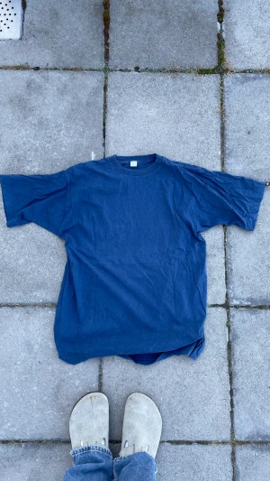 Vintage T-Shirt - Large